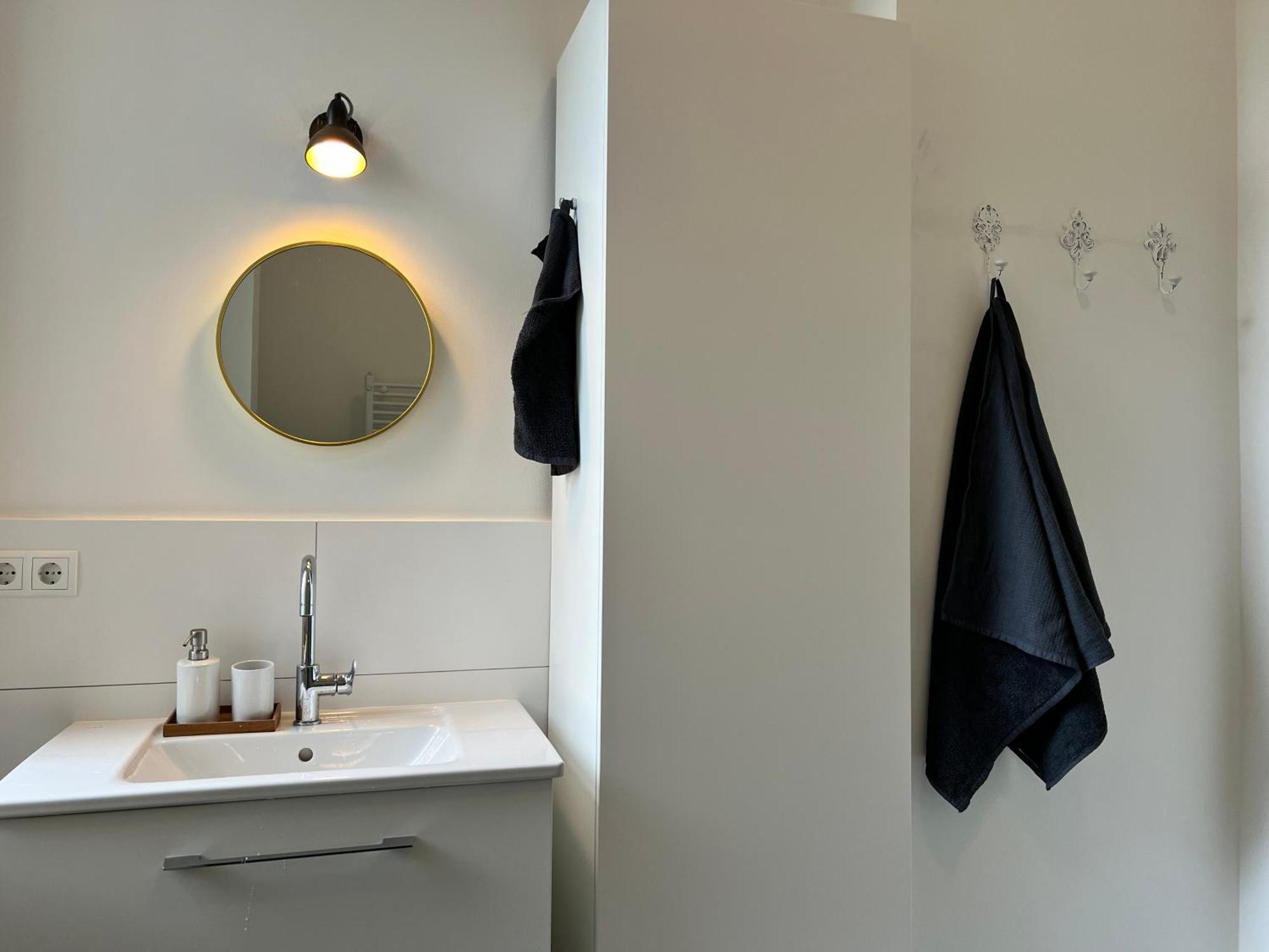 2 Zi Whg Zentral, Altbau, Renoviert 4P Apartman Hannover Kültér fotó